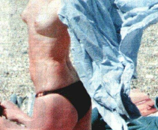 Andrea Corr Nude & Sexy (56 Photos)