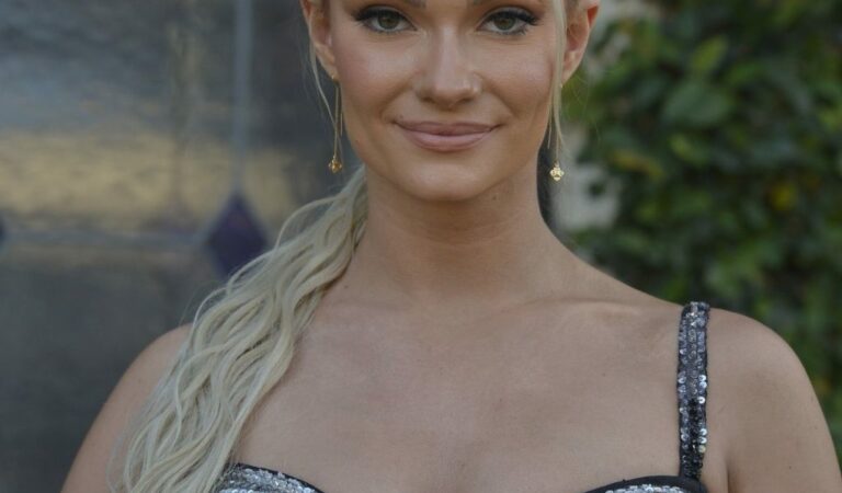 Caitlin O’Connor Arrives at a Pre-Oscar Event in WeHo (28 Photos)