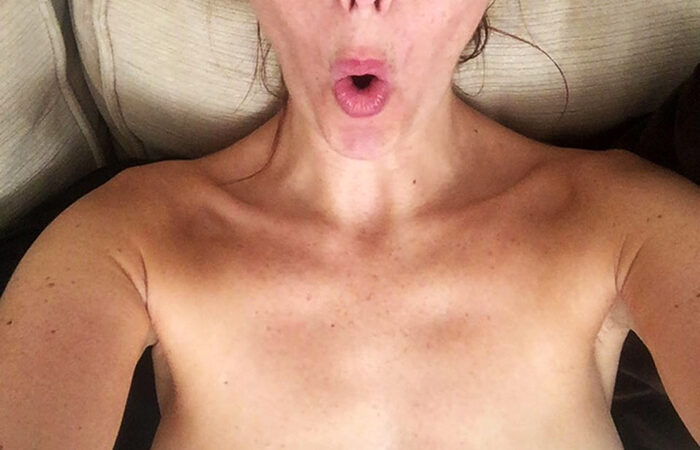 Jennifer Metcalfe Nude & Topless LEAKED Pics With Her Husband Greg Lake