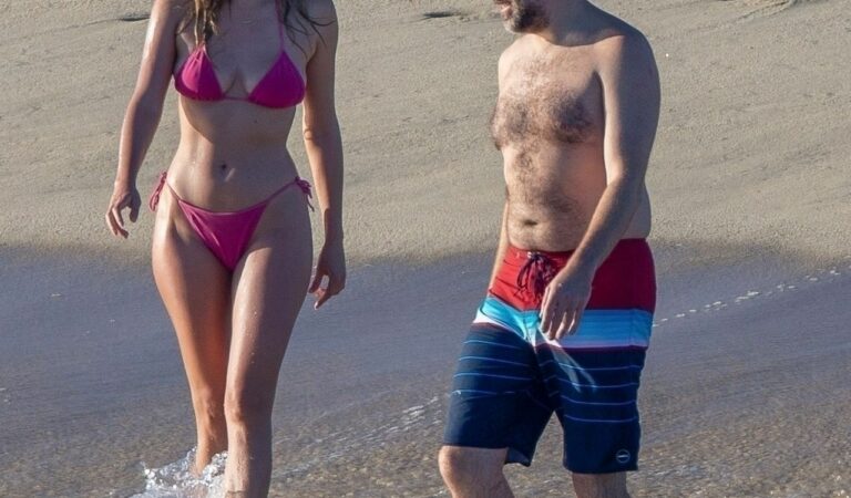 Keeley Hazell Looks Hot in a Bikini on the Beach in Cabo (39 Photos)