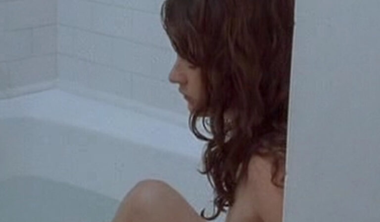 Robin Tunney Boobs And Butt In Open Window Movie – FREE VIDEO