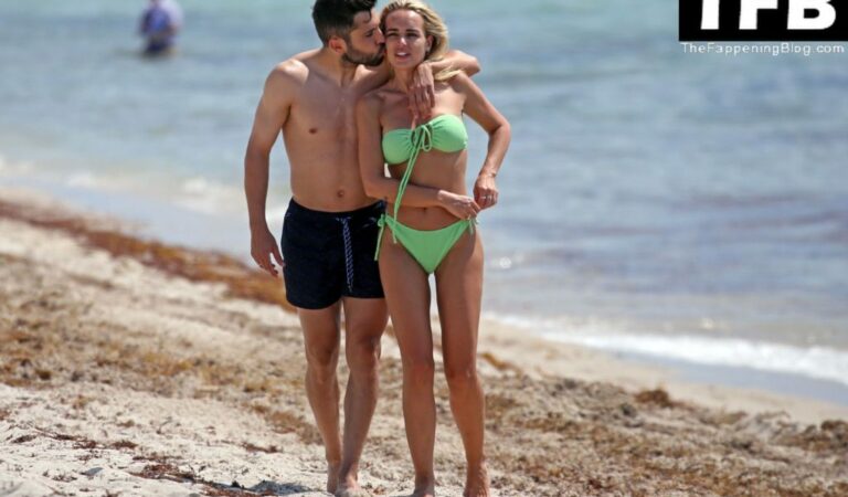 Romarey Ventura & Jordi Alba Spend Some Time at the Beach in Miami (34 Photos)