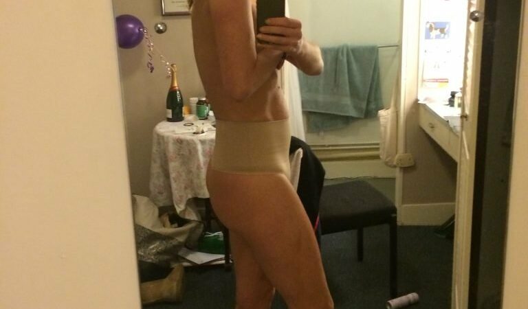 Tamzin Outhwaite Leaked (7 Photos)