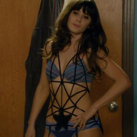 Zooey Deschanel Sexy