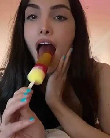 Blinkx Nude Icecream BlowJob